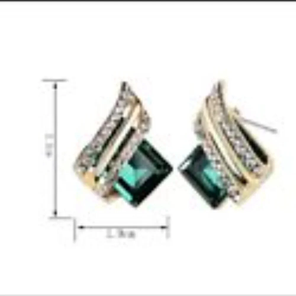 Glamorous Zinic Alloy Rhinestone Decor Stud Earrings For Women For a gift - Picture 3 of 3